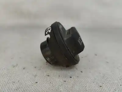 Автозапчастина б/у зовнішній пливний колпак для audi a4 b7 (8ec) 2.5 tdi посилання на oem iam 1j0201553s  