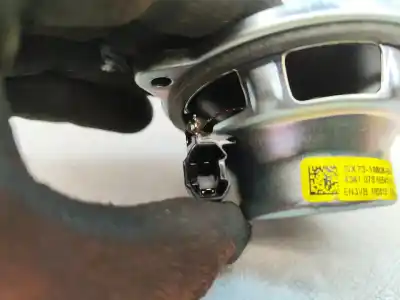 Second-hand car spare part speaker for jaguar i-pace (x590) ev400 awd oem iam references   