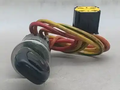 Автозапчастина б/у СТАРТЕР для RENAULT CLIO II FASE I (B/CB0) (1998->)  Посилання на OEM IAM   