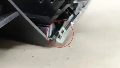 Автозапчастина б/у аераційна решіта для jaguar i-pace (x590) ev400 awd посилання на oem iam j9d318b08ab  