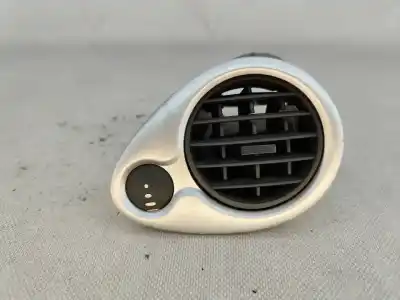 Second-hand car spare part air ventilation grille for renault clio iii (br0/1, cr0/1) 1.2 16v (br02 br0j br11 cr02 cr0j cr11) oem iam references 