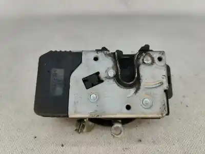 Pezzo di ricambio per auto di seconda mano Serratura Porta Anteriore Sinistra per OPEL CORSA C 1.7 16V DI CAT (Y 17 DTL / LK8) Riferimenti OEM IAM 24434884  