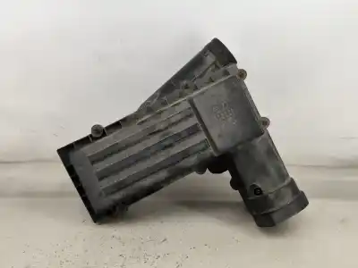 Автозапчастина б/у опора повітряного фільтра для volkswagen passat b6 variant (3c5) 2.0 tdi посилання на oem iam 3c0129607