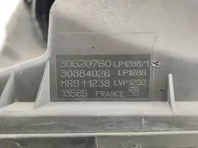 Pezzo di ricambio per auto di seconda mano supporto filtro aria per volvo v40 combi (vw) 1.9 td gasóleo 1997 5p riferimenti oem iam 30620760  