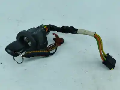 Second-hand car spare part ignition switch for renault clio ii bb_, cb_ 1.2 bb0a. bb0f. bb10. bb1k. bb28. bb2d. bb2h. cb0a.... oem iam references   