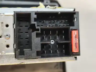 Peça sobressalente para automóvel em segunda mão sistema de áudio / rádio cd por lancia ypsilon (843_) 1.2 (843.axa1a) referências oem iam 735345243  