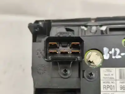 Peça sobressalente para automóvel em segunda mão comando de sofagem (chauffage / ar condicionado) por ford fiesta iv (ja_, jb_) 113 e/320 gasolina 3p referências oem iam 96fp19a522ea  