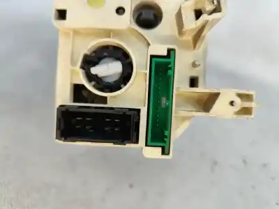 Peça sobressalente para automóvel em segunda mão comando de sofagem (chauffage / ar condicionado) por renault clio ii (bb_, cb_) 1.2 (bb0a bb0f bb10 bb1k bb28 bb2d bb2h cb0a.... referências oem iam   
