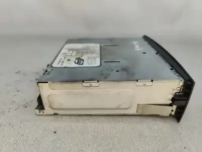 Second-hand car spare part audio system / radio cd for renault megane ii break (km0/1_) 1.5 dci (km02. km13) gasóleo 2004 5p oem iam references 8200205833  