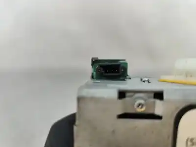 Second-hand car spare part audio system / radio cd for renault megane ii break (km0/1_) 1.5 dci (km02. km13) gasóleo 2004 5p oem iam references 8200205833  