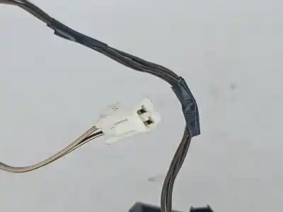 Pezzo di ricambio per auto di seconda mano comando controllo radio per opel corsa d (s07) 1.4 (l08 l68) riferimenti oem iam 13222331  