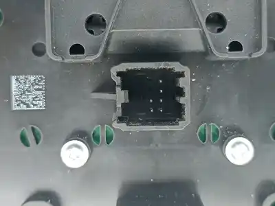 Peça sobressalente para automóvel em segunda mão comando de controlo do rádio por ford focus iii 1.6 tdci referências oem iam c/botao 4 piscas  