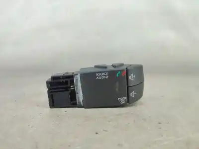 Peça sobressalente para automóvel em segunda mão comando de controlo do rádio por renault captur j5_, h5_ 1.5 dci 90 referências oem iam 25552244ba