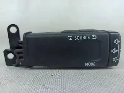 İkinci el araba yedek parçası Radyo Kontrol Düğmesi için RENAULT CLIO V (BF_) 1.0 TCe 100 (B7MT) OEM IAM referansları 255520099R  