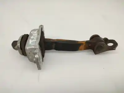 Pièce détachée automobile d'occasion charnière de coffre pour chevrolet spark (m300) 1.0 références oem iam 