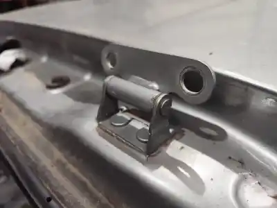 Автозапчасти б/у петля крышки багажника за toyota auris ranchera familiar (_e18_) 1.4 d-4d (nde180_) ссылки oem iam   