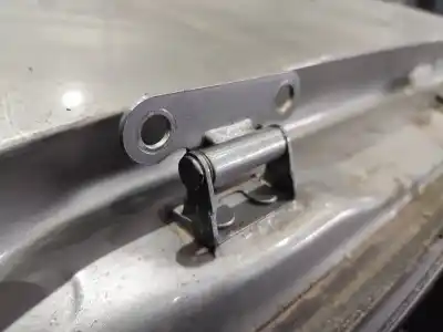 Автозапчасти б/у петля крышки багажника за toyota auris ranchera familiar (_e18_) 1.4 d-4d (nde180_) ссылки oem iam   