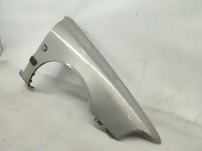 Pezzo di ricambio per auto di seconda mano parafango anteriore destro per volvo v40 combi (vw) 1.9 td gasóleo 1997 5p riferimenti oem iam   