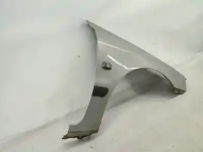 Pezzo di ricambio per auto di seconda mano parafango anteriore destro per volvo v40 combi (vw) 1.9 td gasóleo 1997 5p riferimenti oem iam   
