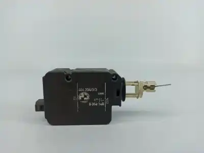 Pezzo di ricambio per auto di seconda mano  per VOLVO V40 COMBI (645)  Riferimenti OEM IAM 8352168  