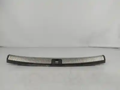 Автозапчастина б/у накладка заднього кришки багажника для audi a4 b7 avant (8ed) 2.0 tdi посилання на oem iam 8e9864483c