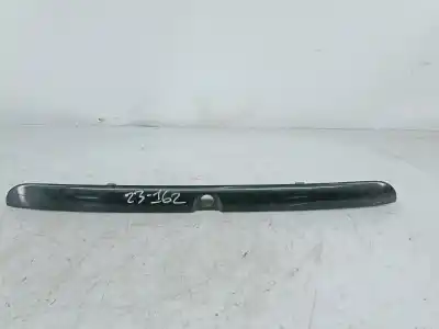 Gebrauchtes Autoersatzteil Heckklappenblende zum AUDI A4 B5 AVANT (8D5) 1.9 TDI OEM-IAM-Referenzen 8D982757  