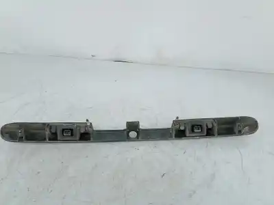 Автозапчасти б/у накладка задней крышки за audi a4 b5 avant (8d5) 1.9 tdi ссылки oem iam 8d982757  