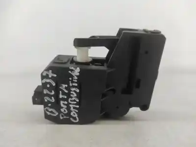 Автозапчасти б/у наружная крышка двигателя топливо за VOLVO C30 1.6 D 84KW ссылки OEM IAM 30716522  