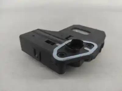 Автозапчасти б/у наружная крышка двигателя топливо за volvo c30 1.6 d 84kw ссылки oem iam 30716522  