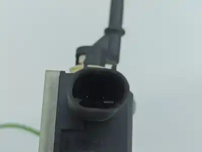 Pezzo di ricambio per auto di seconda mano carburante coperchio esterno motore per bmw 1 (e81) gasóleo 2010 3p riferimenti oem iam 67116985879  