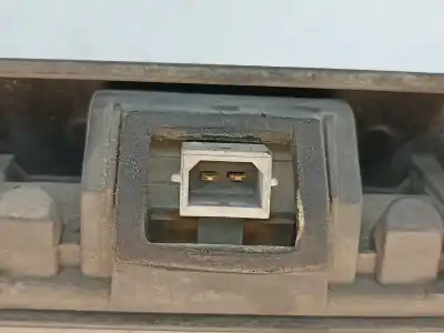 Автозапчасти б/у накладка задней крышки за audi a3 (8l1) 1.9 tdi ссылки oem iam 8d9827574  