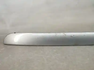 Pièce détachée automobile d'occasion garniture de hayon arrière pour audi a4 b5 avant (8d5) 1.9 tdi références oem iam 8d9827574  