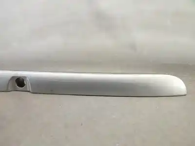 Автозапчастина б/у накладка заднього кришки багажника для audi a4 b5 avant (8d5) 2.5 tdi посилання на oem iam 8d9827574  