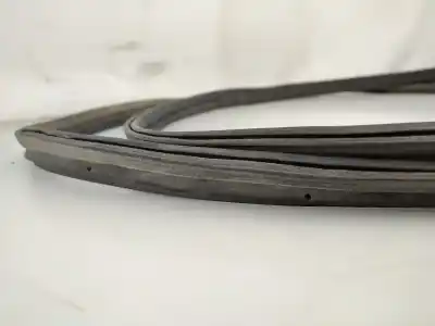 Pezzo di ricambio per auto di seconda mano gomma generica per fiat doblo cargo (263_) 1.3 d multijet riferimenti oem iam   