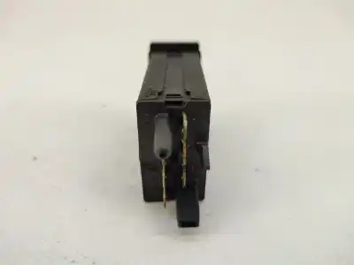 Автозапчастина б/у вимикач заднього теплового резистора для audi a4 b5 (8d2) 1.9 tdi посилання на oem iam 4d0941503  