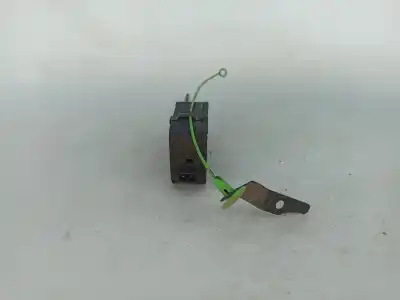 Peça sobressalente para automóvel em segunda mão motor tampa externa de combustível por bmw 3 touring (e46) 320 d referências oem iam 67118372240  