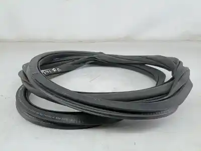 Pezzo di ricambio per auto di seconda mano gomma generica per seat ateca (kh7) 2.0 tdi riferimenti oem iam 575867366p  