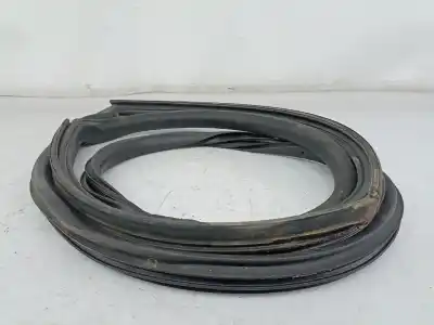 Pezzo di ricambio per auto di seconda mano Gomma Generica per MINI MINI (R50, R53) Cooper Riferimenti OEM IAM 51717039864  