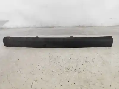 Peça sobressalente para automóvel em segunda mão acabamento porta-malas traseira por opel combo tour 1.3 cdti 16v referências oem iam 464192822