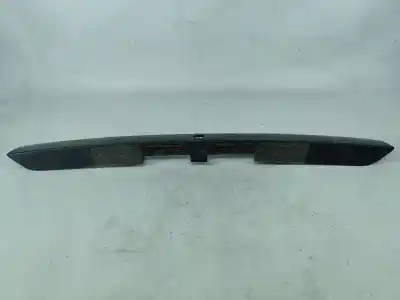 Автозапчасти б/у накладка задней крышки за audi a4 b5 avant (8d5) 1.9 tdi ссылки oem iam 8d9827576  