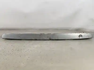 Tweedehands auto-onderdeel achterklep sijstuk voor mazda 323 s vi (bj) 1.3 16v oem iam-referenties bvegb0811