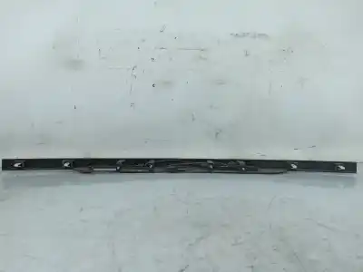 Автозапчастина б/у накладка заднього кришки багажника для land rover range rover evoque (l538) 2.0 d 4x4 посилання на oem iam bj3240406  