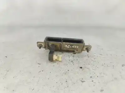 Second-hand car spare part tailgate back door handle for mazda 2 (dy) 1.2 oem iam references   