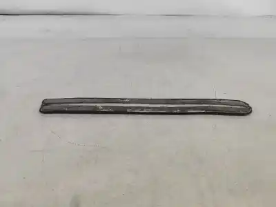 Second-hand car spare part decorative moulding for opel corsa c 1.2 16v cat (z 12 xe / lw4) oem iam references   