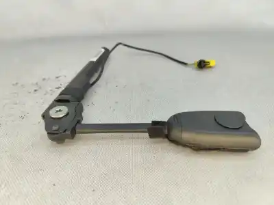 Peça sobressalente para automóvel em segunda mão PRÉ-TENSOR DE AIRBAG DIANTEIRO ESQUERDO por OPEL ASTRA J SPORTS TOURER (P10) 1.7 CDTI (35) Referências OEM IAM 13332663  