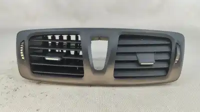 Peça sobressalente para automóvel em segunda mão GRELHA / DIFUSOR DE AR por RENAULT MEGANE III GRANDTOUR (KZ0/1) 1.5 dCi (KZ09 KZ0D KZ1G KZ29 KZ14 KZ1W KZ10 KZ1F.... Referências OEM IAM   