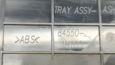 Peça sobressalente para automóvel em segunda mão cinzeiro por kia ceed sw (ed) 1.4 referências oem iam 845501h100  