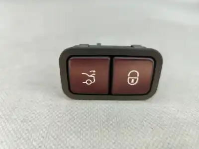 Автозапчастина б/у ВИМИКАЧ БЛОКУВАННЯ ДВЕРЕЙ для MERCEDES-BENZ CLS (C218) CLS 63 AMG (218.374) Gasolina 2011 4P Посилання на OEM IAM 2208211479  