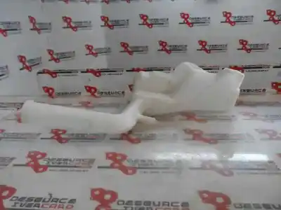 Second-hand car spare part windscreen washer bottle for mazda 2 lim. (de) 1.3 active oem iam references   2010