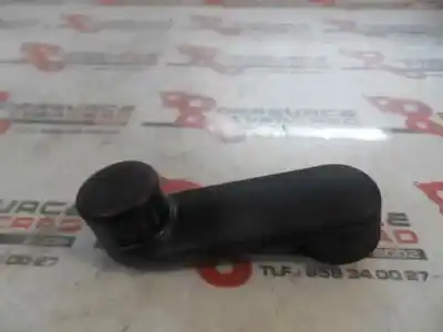 Peça sobressalente para automóvel em segunda mão Manivela / Manipulo Do Vidro Dianteiro Esquerdo por DACIA SANDERO 1.2 16V CAT Referências OEM IAM   2010